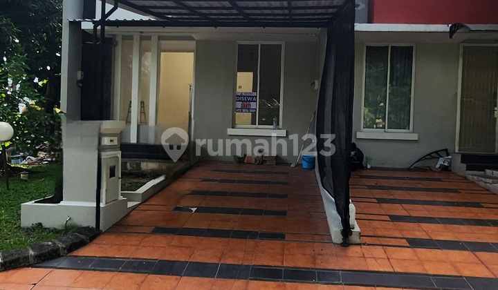House for Rent in Cluster Topaz Gading Serpong