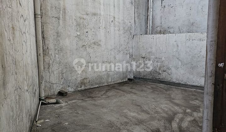 foto lainnya ruko gandeng 3 lantai ex