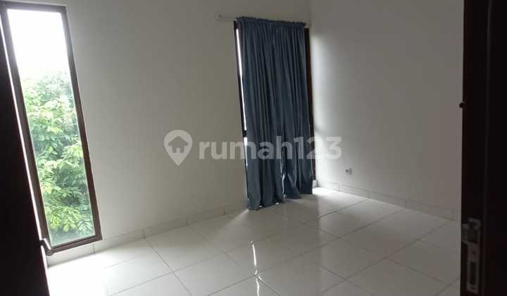 Semi-Furnished 2-Story House in Icon Caspia, 8 Meters Wide, Ready to Occupy Semi-Furnished 2-Story House in Icon Caspia, 8 Meters Wide, Ready to Occupy