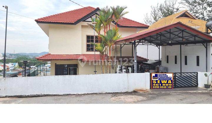 Disewa Rumah Full Perabot 2 Lantai di Villand Park Batu Ampar 1