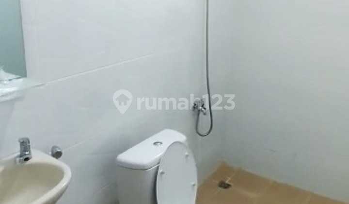 Disewa Rumah di Dutamas 5