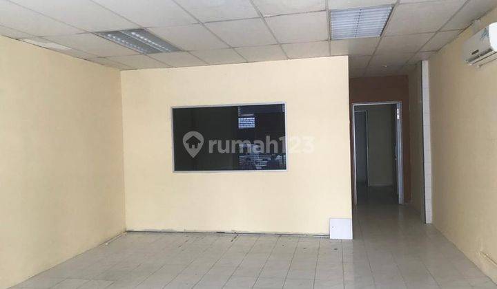 Dijual Ruko 3 Lantai di Belakang Bank Btn Pelita 2