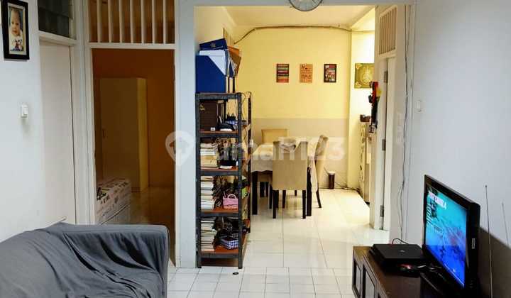 Rumah Rapi dan Siap Huni Dalam Komplek Bintaro Sektor 2 