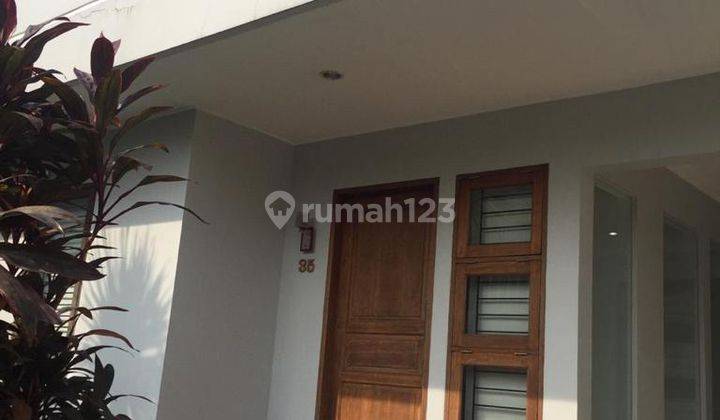 Dijual Rumah Cilandak. Akses Fatmawati Dan TB Simatupang. Siap Huni. Kamar Utama Dibawah 1