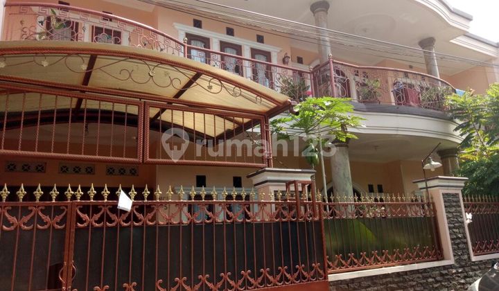 Mediterranean Style House Near Kopo Toll Road, Affordable