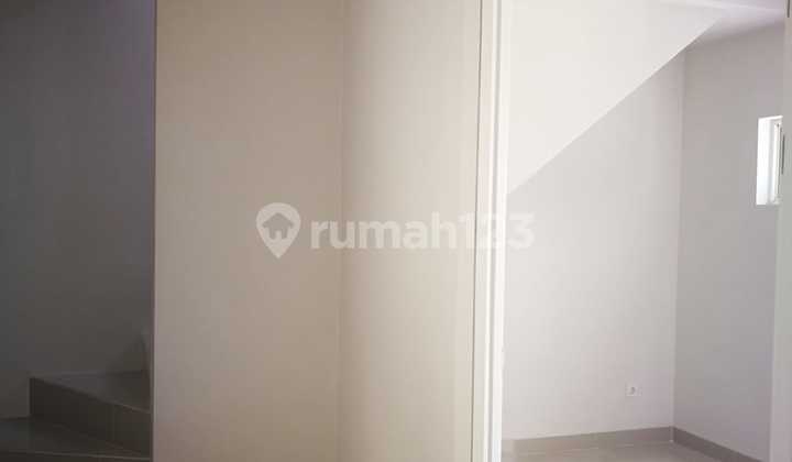 House for Sale in an Exclusive Residential Area in BSD City. Unfurnished. 2