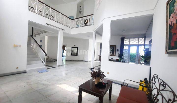 Rumah Putih 2 Lantai Pojok Dekat Superindo Cinere 1