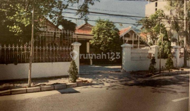 Rumah Dijual di Area Prestisius di Tengah Kota Surabaya. 1