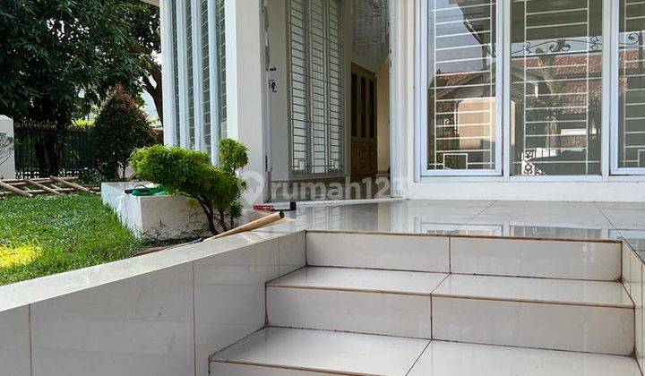 Rumah Dekat Pangkalan Jati Golf 326m².  1