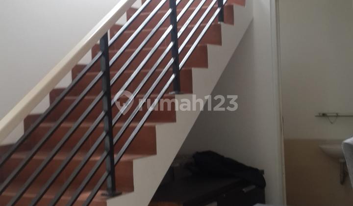 House for Rent Inside a Cluster in Cireundeu Area, Semi Furnished. 2