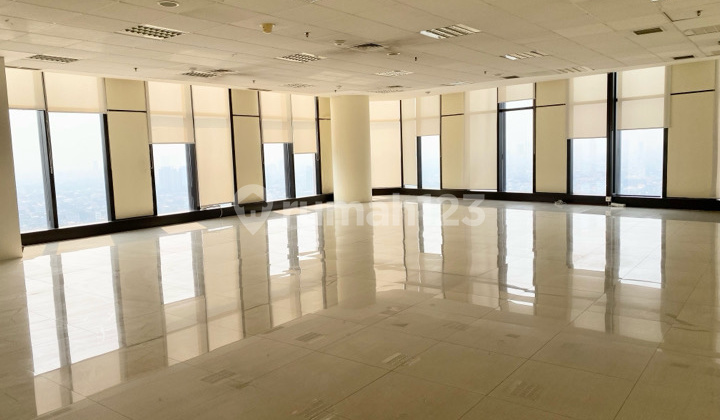 For Rent Office Unit in Alamanda Tower. Unfurnished