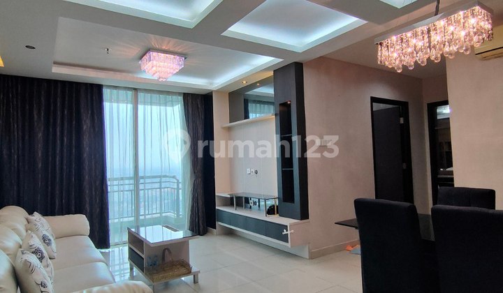 2+1 Bedrooms, 82.5m² Area, Fully Furnished, Ready to Occupy in Central Park Apartment, West Jakarta 2