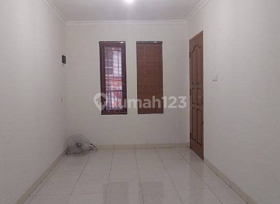 RUMAH MINIMALIS 2 Lantai Jl. Rambutan, Tanjung Duren. Jakarta Barat  2