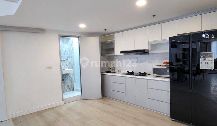 DISEWAKAN 2 BEDROOMS LUAS 88M2 FULLY FURNISHED INTERIOR, LANTAI TENGAH TOWER 1 @ TAMAN ANGGREK CONDOMINIUM  2