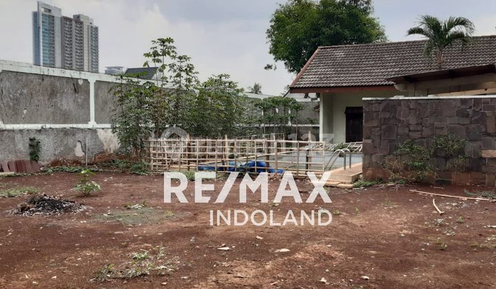QUICK SALE LAND AND BUILDING AREA 2,352M² PRIME LOCATION BESIDE BANGKA RAYA STREET, SOUTH JAKARTA QUICK SALE LAND AND BUILDING AREA 2,352M² PRIME LOCATION BESIDE BANGKA RAYA STREET, SOUTH JAKARTA
