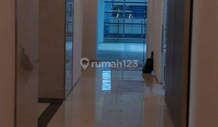 Jual Cepat.. Harga Termurah..!! Unit Office Space Size 197m² Kondisi Bare @ Lippo Thamrin Office Tower, Jakarta Pusat  2