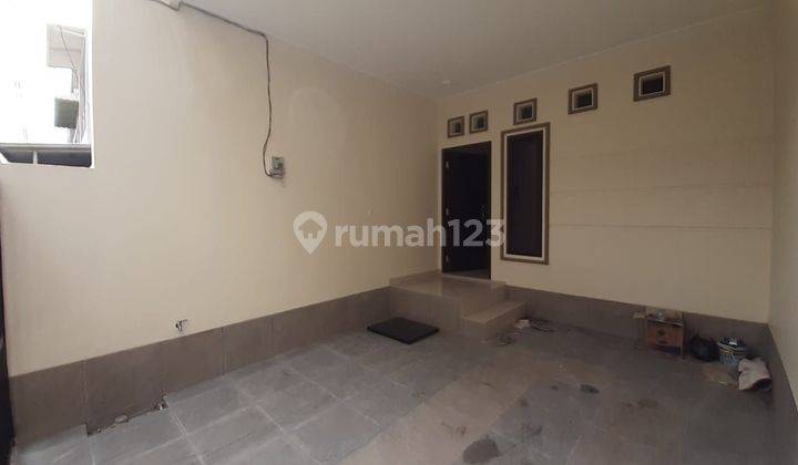 JUAL CEPAT!! RUMAH BARU 3 LANTAI (4 x 13) DI TANJUNG DUREN, JAKARTA BARAT  2