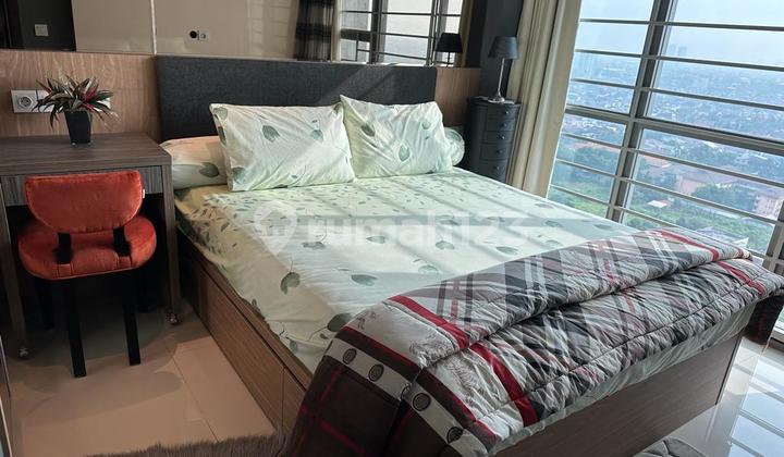 For Rent.. Type 3 Bedrooms + 1 Fully Furnished Size 149m² @ St Moritz Apartment Jakarta Barat