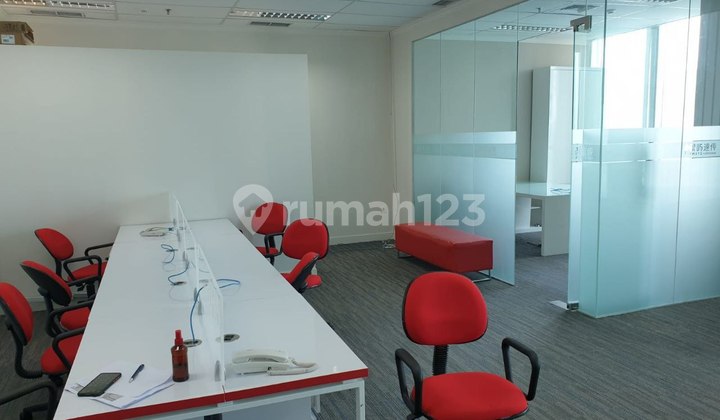Office Space for Rent 143m² Furnished In Apl Office Tower, Central Park West Jakarta