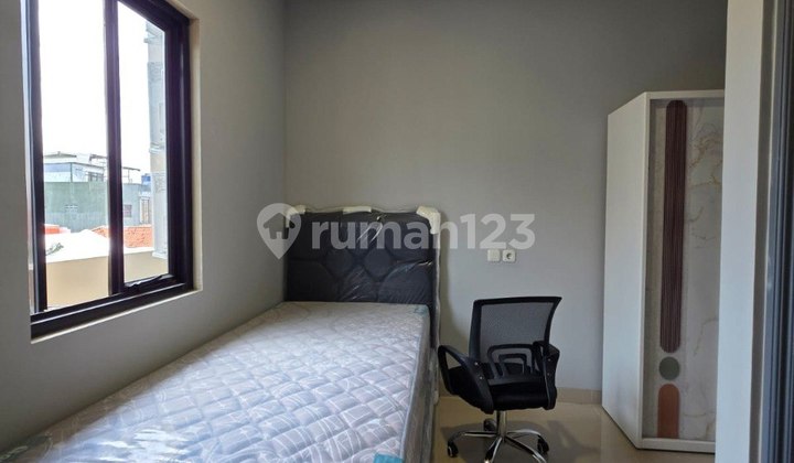 Jual Rumah Kost Bangunan Baru 51 Kamar di Tanjung Duren Jakarta Barat