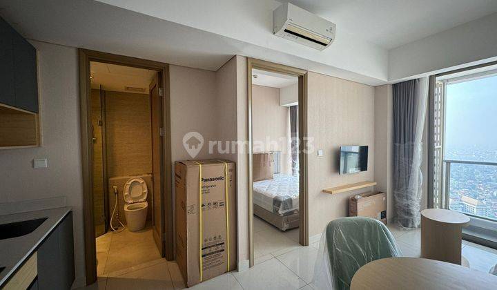 DISEWAKAN TYPE 1 BEDROOM LUAS 38M² FULL FURNISHED BARU @ TAMAN ANGGREK RESIDENCES 1