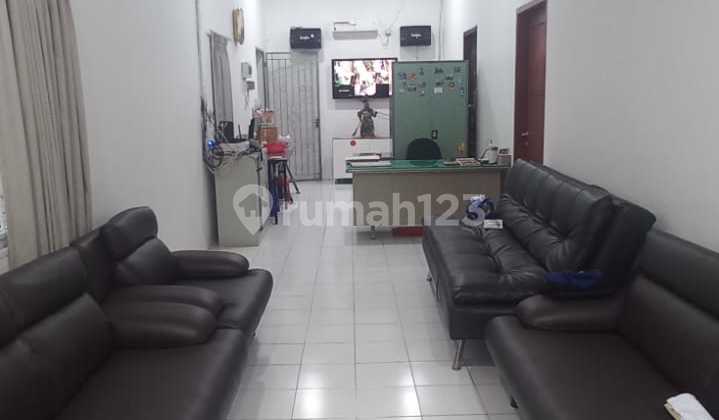 For Sale Quick..!! 2-Storey House 375m2 (15 X 25m) in Tanjung Duren West Jakarta