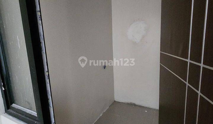 Rumah Baru 2 Lantai Villa Melati Mas 1