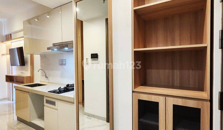 Apartemen Sky House Tower Leonie Dekat Area Universitas  2