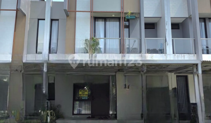 For Sale: BSD Yuthica House Near Eka Hospital 2