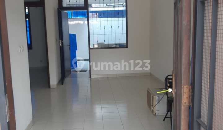 House in Alam Sutera Cluster Near Mall 2