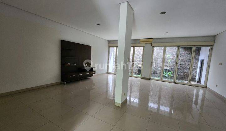 Rumah 2 Lantai Phg Cluster Shappire Gading Serpong  2