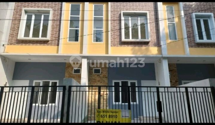 Rumah Baru Strategis Di Tengah Kelapa Gading Harga Murah 