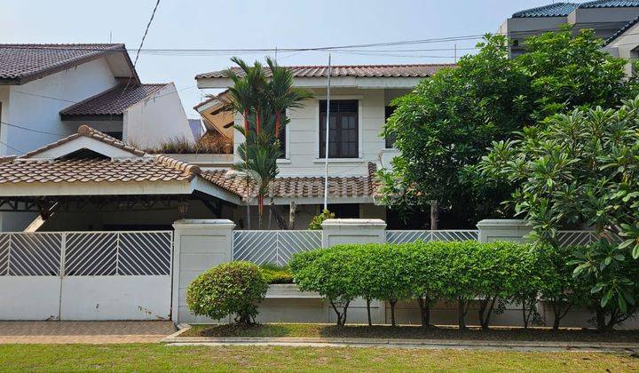 Rumah Disewakan 2 Lantai di Komplek Diskum Cipinang Jakarta Timur 1