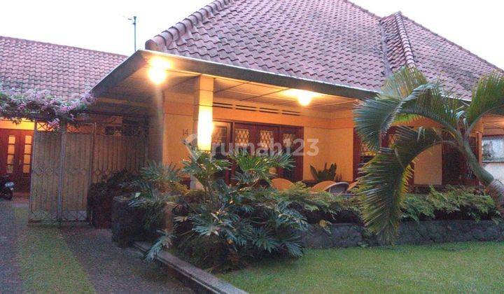 Rumah Mewah Terawat Siap Huni Jalan Cisangkuy Kota Bandung 1