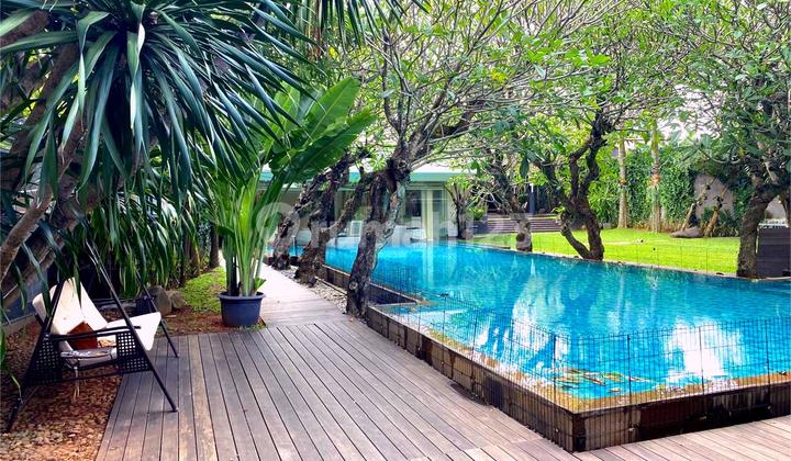 Tropical House with Luxurious Design in Bintaro 2