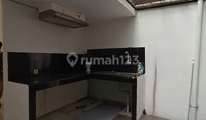 Beautiful House Ready to Occupied in Emerald Bintaro Sector 9 2