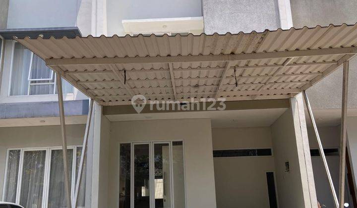 Rumah minimalis siap huni di Bintaro 1