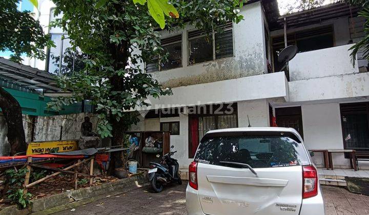 Ruko  dan Rumah cocok untuk tempat usaha strategis di Tebet 2