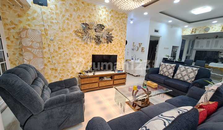 Rumah 1 1/3 Lantai Bagus Di Serpong Park 2