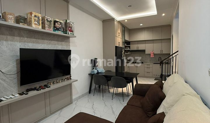 Nice 2-Story Semi-Furnished House in Melati Mas Serpong 2