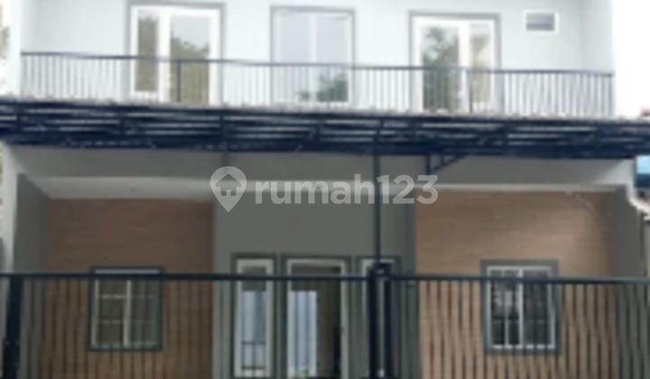 Rumah 2 Lantai Siap Huni Di Bsd Griya Loka Rumah 2 Lantai Siap Huni Di Bsd Griya Loka