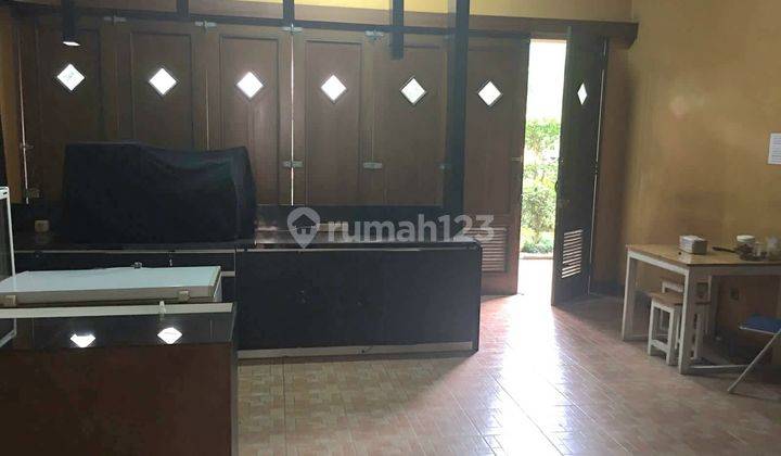 Rumah mewah 2 lantai di perumahan alam sutera 2