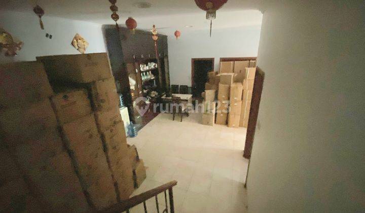 Rumah 2 lantai di perumahan villa melati mas serpong 2