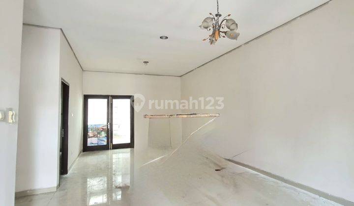 Runahh 1 lantai siap huni di villa melati mas 1