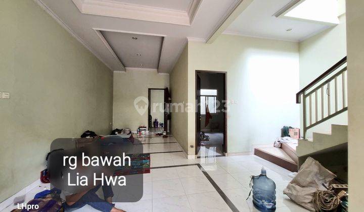 Dijual rumah 2 lantai di villa melati mas serpong 2