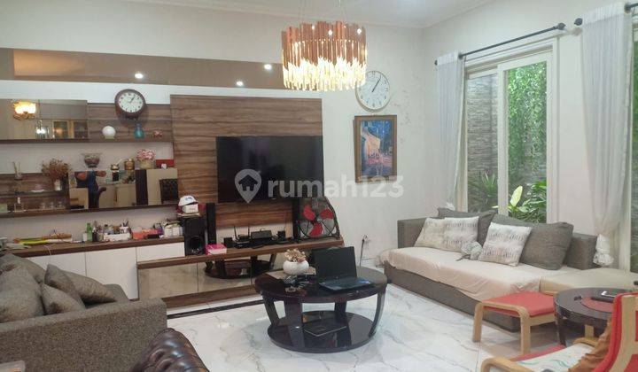 Rumah 2,5 Lantai Di Phg Gading Serpong Tangerang 1