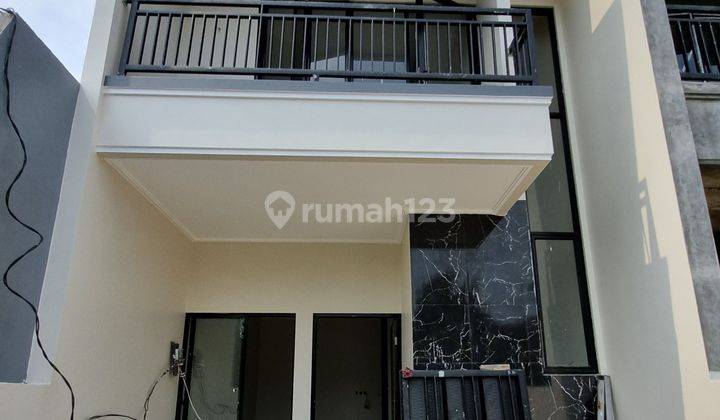 Rumah 2 Lantai Di Villa Melati Mas Serpong Bsd 1