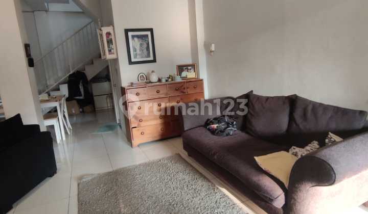 Rumah 2 Lantai Di Bsd Nusa Loka 2