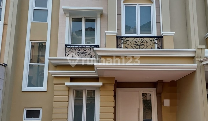 Rumah Bagus 3 Lantai Rapih Termurah Di Gading Serpong Samara Village 1