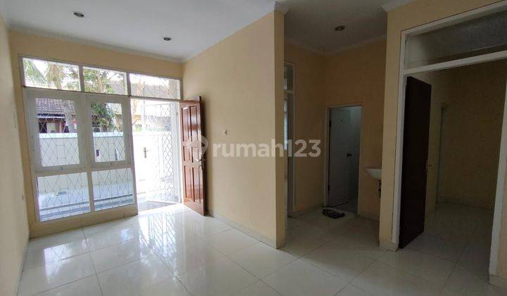 Rumah Rapih Disewa Di Villa Melati Mas Serpong Bsd 2